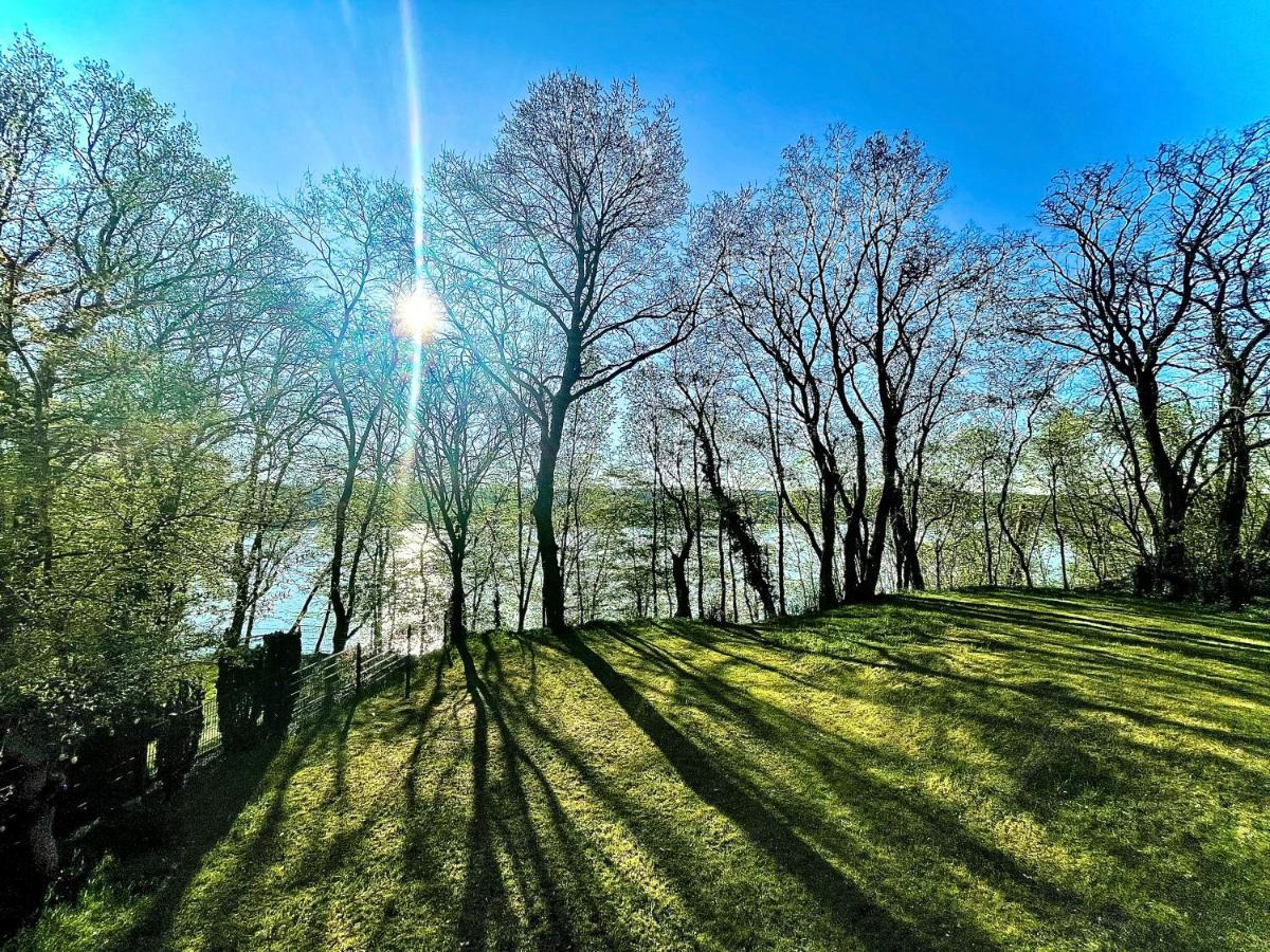 100M2 Fewo Im Haus Am See Mit Garten Bei Potsdam Швиловзе Экстерьер фото